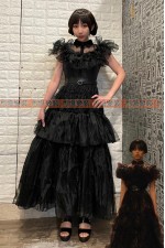 05EEB- 亞當斯一家 星期三 禮服