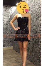 23FF-黑亮片平口蓬裙裝